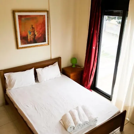 Vilă Petra Mare Kriopigi